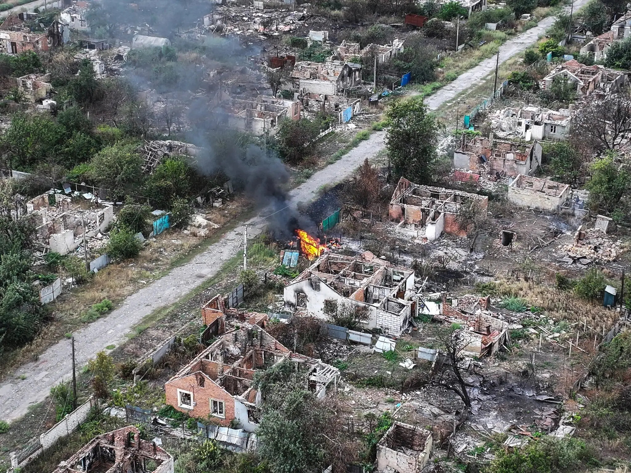 Зруйноване село Глибоке з розвідувального безпілотника.